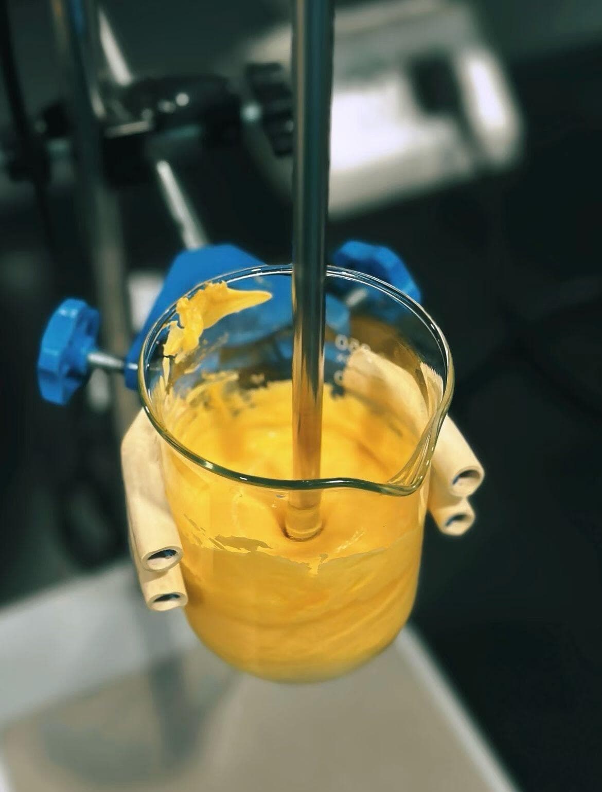 Cosmetic formulation mixing during product development